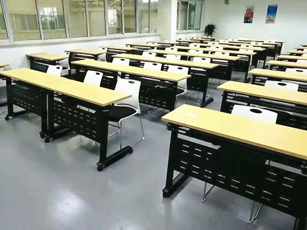 办公培训桌椅定制案例（1）